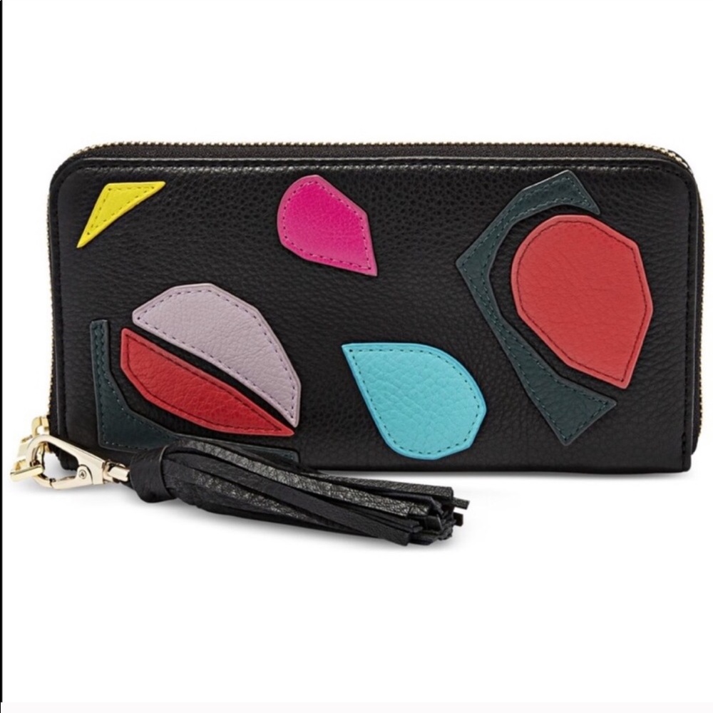 NWT fossil sydney abstract appliqué wallet in black
